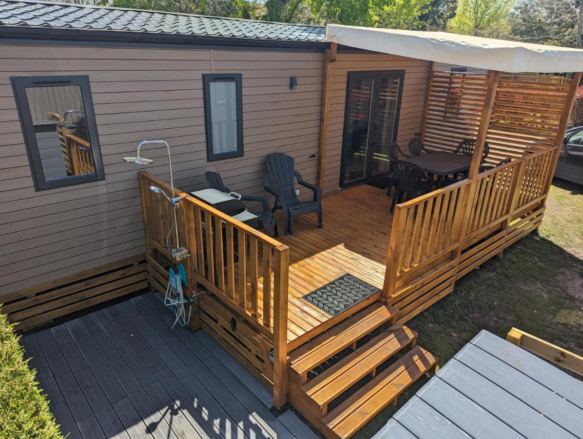 200M De La Plage Bungalow Luxe De 44M2 Menage Et Draps Inclus Camping 5 Etoiles Mayotte Lac Biscarrosse Koyobalys Eksteriør bilde
